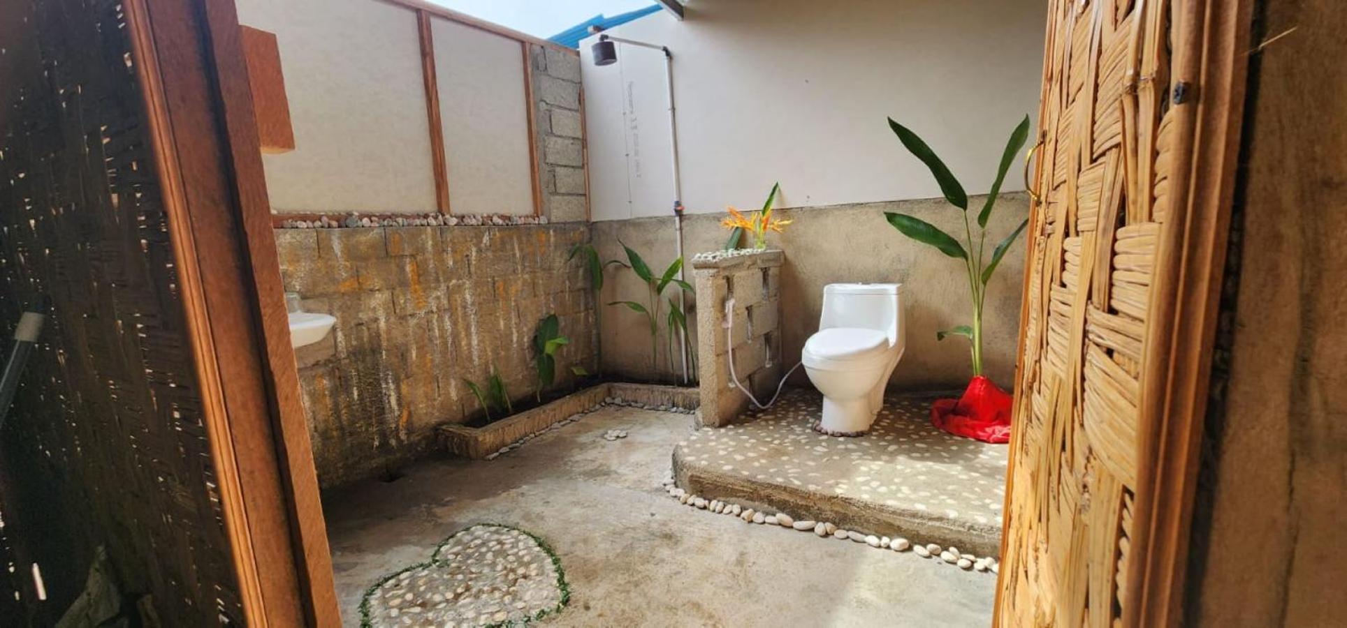 Pondok Wisata Noah Likupang ภายนอก รูปภาพ