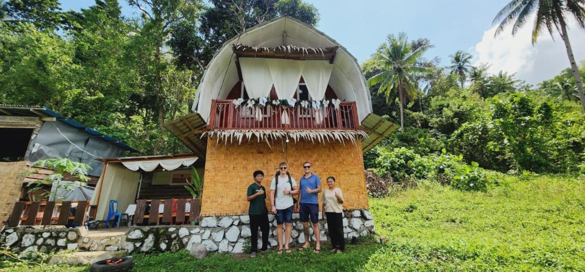Pondok Wisata Noah Likupang ภายนอก รูปภาพ