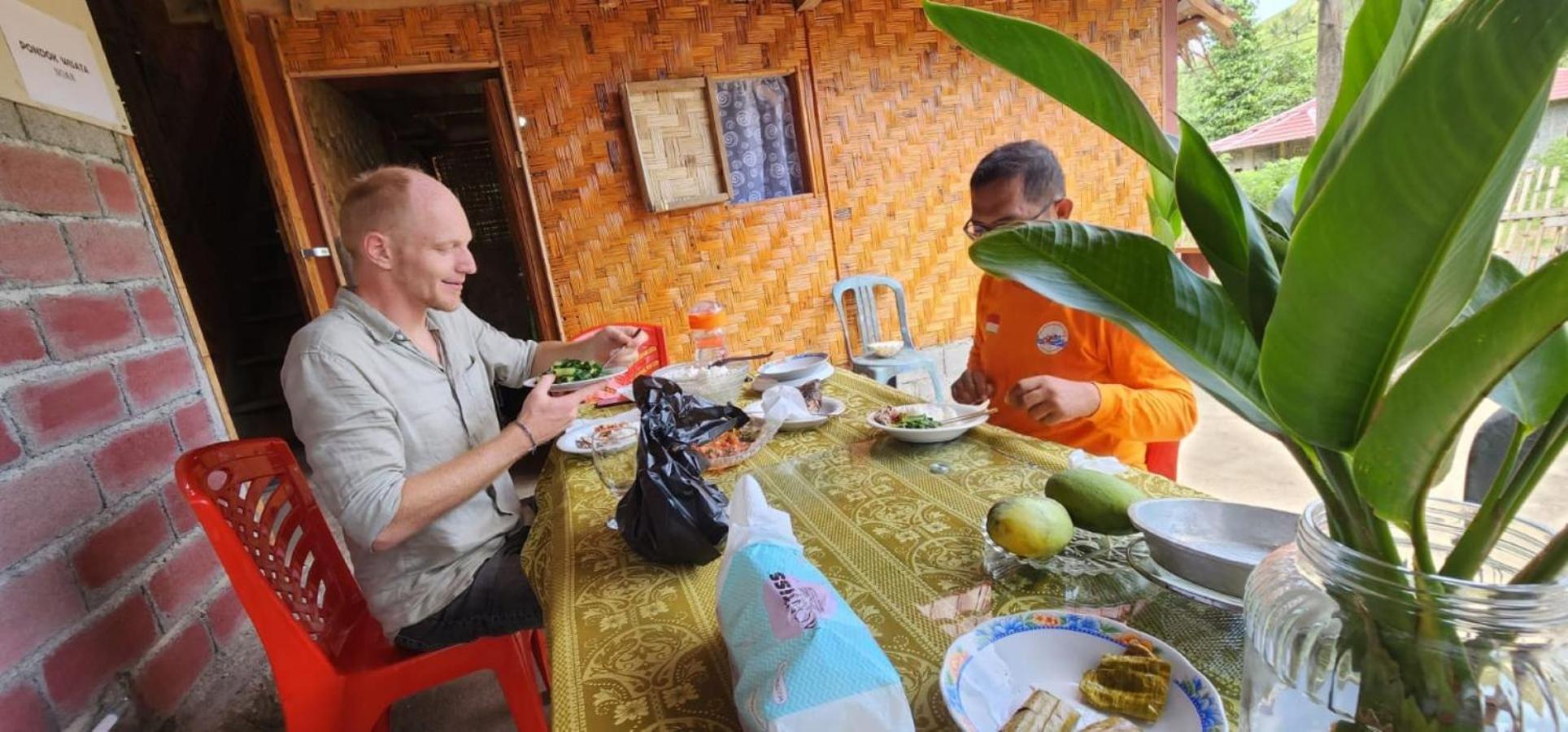 Pondok Wisata Noah Likupang ภายนอก รูปภาพ